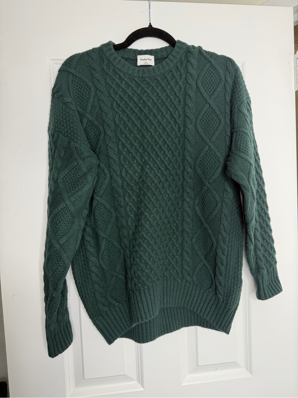 Aritzia Sunday Best Forest Green Cable Knit Crewneck Sweater